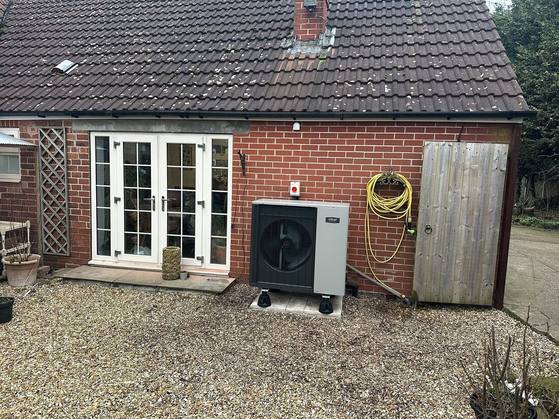 Air source heat pump installation in Worksop, Nottinghamshire